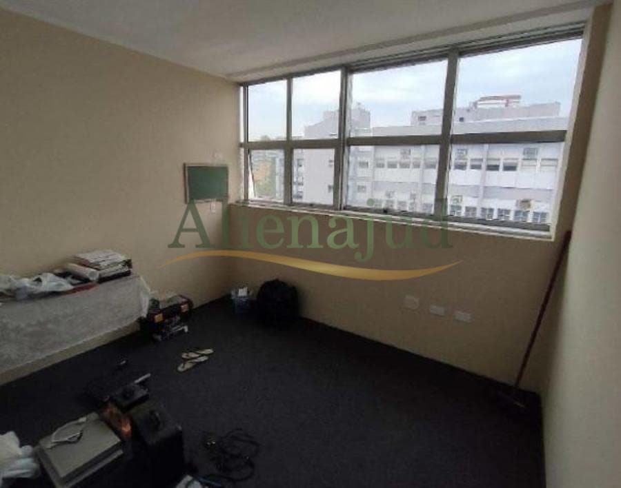 Foto 3 de 7: Terreno em leilão em Santos - SP — Conj. 41 c/ área total construída de 104,055m² Conjuntos comerciais situados na Rua Monsenhor de Paula Rodrigues em Santos/SP