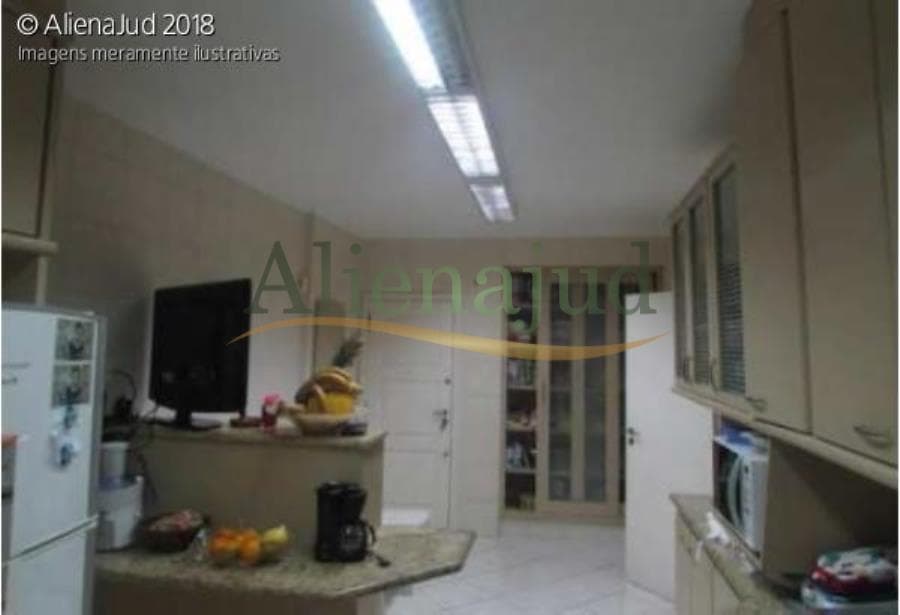 Foto 10 de 20: Apartamento em leilão em Santos - SP — Apart. 2 dorms e 2 suítes em frente a praia - área útil de 200m² - José Menino - Santos/SP Apart. 2 dorms e 2 Suítes em frente a praia - área útil de 200m² - José Menino - Santos/SP