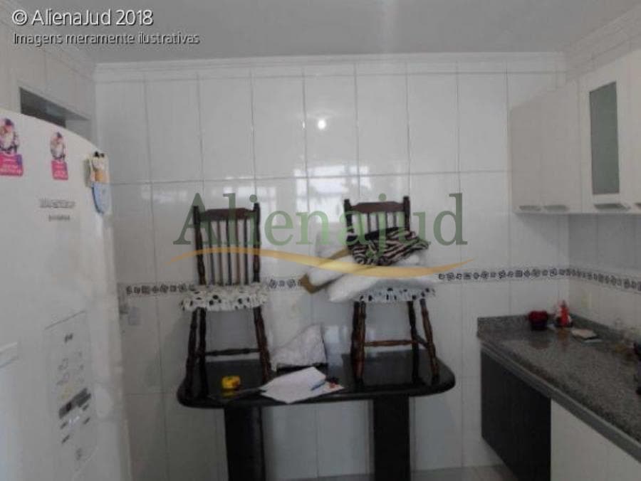 Foto 8 de 9: Apartamento em leilão em Santos - SP — Apart. 2 dorms c/ 96m² situado a Rua Ministro João Mendes - Embaré - Santos/SP Apart. 2 dorms c/ 96m² situado a Rua Ministro João Mendes - Embaré - Santos/SP