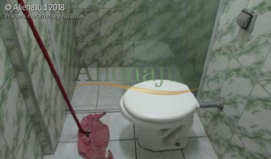 Foto 7 de 7: Apartamento em leilão em Santos - SP — Living c/ 21m² situado a Rua Alexandre Martins - Embaré - Santos/SP Living c/ 21m² situado a Rua Alexandre Martins - Embaré - Santos/SP