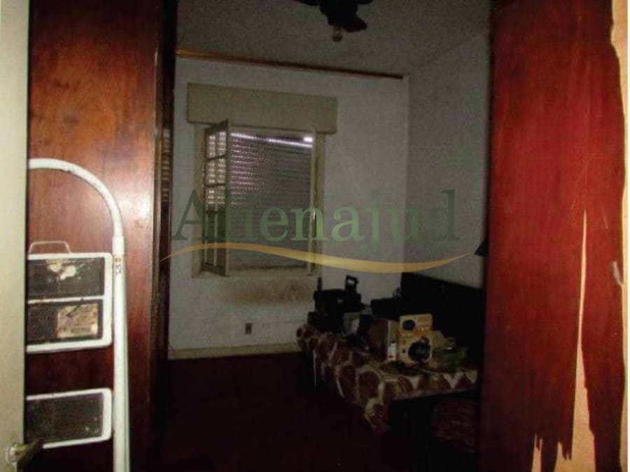 Foto 8 de 12: Apartamento em leilão em Santos - SP — Apart. 3 dorms c/ área total de 120m² situado a Av. Bartolomeu de Gusmão - Embaré - Santos/SP Apart. 3 dorms c/ área total de 120m² situado a Av. Bartolomeu de Gusmão - Embaré - Santos/SP