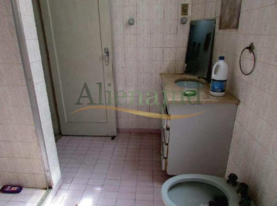 Foto 7 de 12: Apartamento em leilão em Santos - SP — Apart. 3 dorms c/ área total de 120m² situado a Av. Bartolomeu de Gusmão - Embaré - Santos/SP Apart. 3 dorms c/ área total de 120m² situado a Av. Bartolomeu de Gusmão - Embaré - Santos/SP