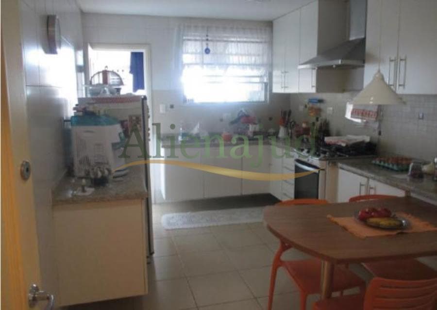 Foto 5 de 9: Apartamento em leilão em Santos - SP — DIREITOS - Apart. 2 dorms c/ área útil de 106m² situado a Rua Olavo Bilac - José Menino - Santos/SP DIREITOS - Apart. 2 dorms c/ área útil de 106m² situado a Rua Olavo Bilac - José Menino - Santos/SP
