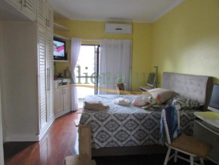 Foto 4 de 19: Apartamento em leilão em Santos - SP — Apart. 4 suítes c/ área útil de 397m² situado a Rua Castro Alves - Embaré - Santos/SP Apart. 4 suítes c/ área útil de 397m² situado a Rua Castro Alves - Embaré - Santos/SP