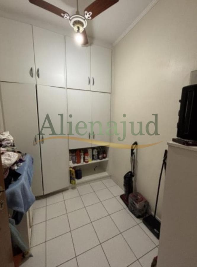 Foto 13 de 22: Apartamento em leilão em Santos - SP, bairro Ponta da Praia — Apto. c/ 164m² e 3 suítes na Ponta da Praia em Santos/SP Apto. c/ 164m² e 3 suítes na Ponta da Praia em Santos/SP