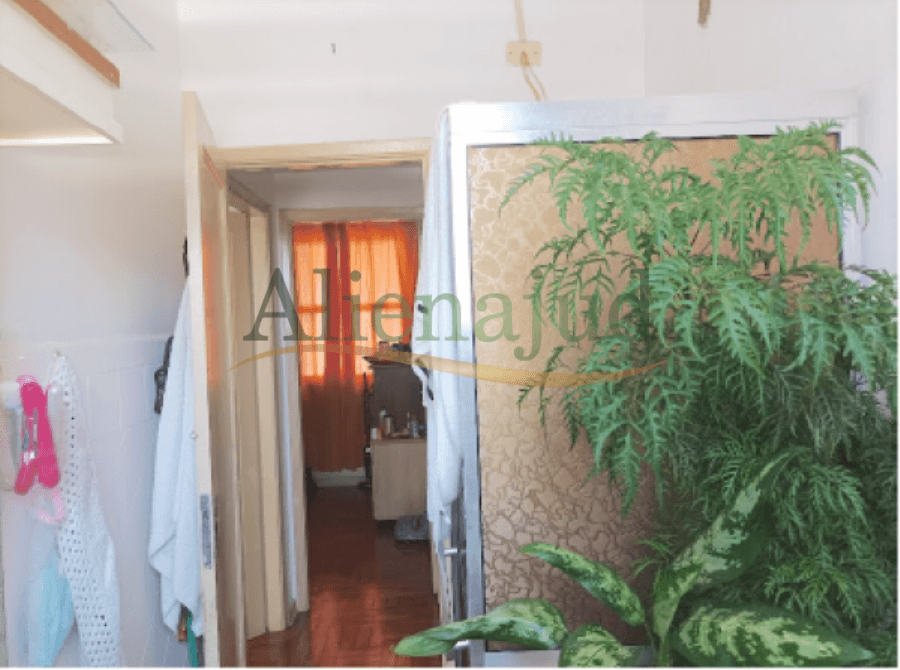 Foto 16 de 17: Apartamento em leilão em Santos - SP — Apto. c/ 2 dorms. e área construída de 55,85m² situada à Rua Ministro Xavier de Toledo Apto. c/ 2 dorms. e área construída de 55,85m² situada à Rua Ministro Xavier de Toledo