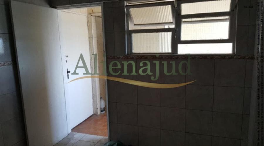 Foto 3 de 13: Apartamento em leilão em São Vicente - SP, bairro Vila Petrópolis Vicentina — Edifício Petrópolis - Vila Melo - São Vicente/SP Apto. c/ 2 dorms. e 77m² - Vila Melo - São Vicente/SP