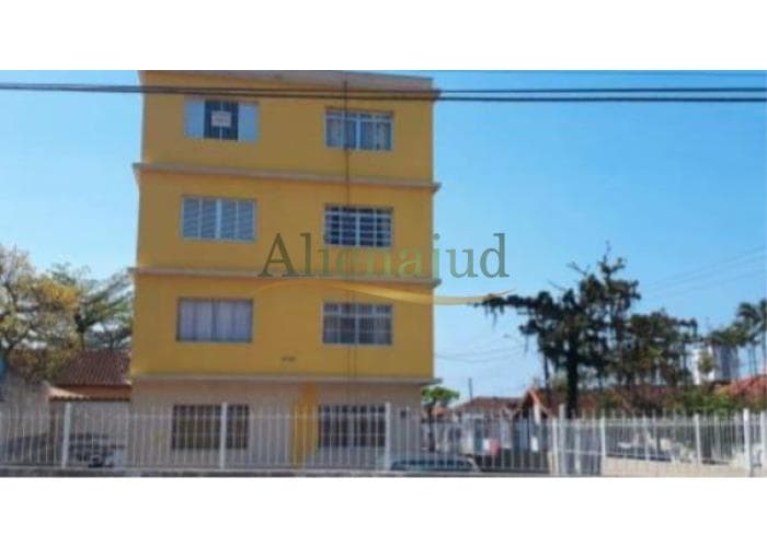 Foto 1 de 4: Apartamento em leilão em Praia Grande - SP — Apart. térreo c/ área útil de 32,35m² localizado em Praia Grande/SP Apart. térreo c/ área útil de 32,35m² localizado em Praia Grande/SP
