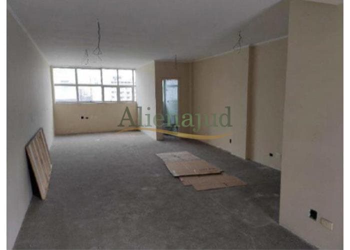 Foto 1 de 5: Terreno em leilão em Santos - SP — Conj. 52 c/ área total construída de 104,055m² Conjuntos comerciais situados na Rua Monsenhor de Paula Rodrigues em Santos/SP