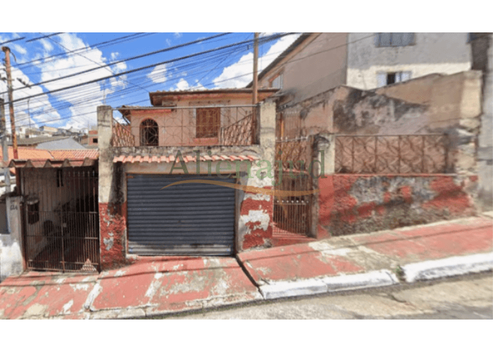 Comercial em leilão em São Paulo - SP — Dois prédios residenciais c/ área de 315,00m² situados à Rua Aiguará Dois prédios residenciais c/ área de 315,00m² situados à Rua Aiguará