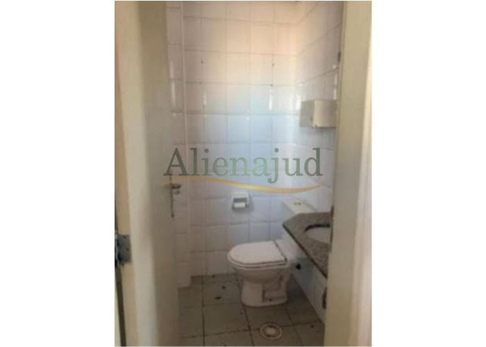 Foto 1 de 5: Comercial em leilão em Santos - SP — Conj. comercial c/ área privativa de 66,4600m² situado na Rua Joaquim Távora em Santos/SP Conj. comercial c/ área privativa de 66,4600m² situado na Rua Joaquim Távora em Santos/SP