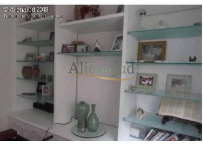 Foto 1 de 20: Apartamento em leilão em Santos - SP — Apart. 2 dorms e 2 suítes em frente a praia - área útil de 200m² - José Menino - Santos/SP Apart. 2 dorms e 2 Suítes em frente a praia - área útil de 200m² - José Menino - Santos/SP