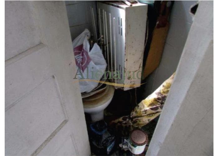 Foto 1 de 12: Apartamento em leilão em Santos - SP — Apart. 3 dorms c/ área total de 120m² situado a Av. Bartolomeu de Gusmão - Embaré - Santos/SP Apart. 3 dorms c/ área total de 120m² situado a Av. Bartolomeu de Gusmão - Embaré - Santos/SP