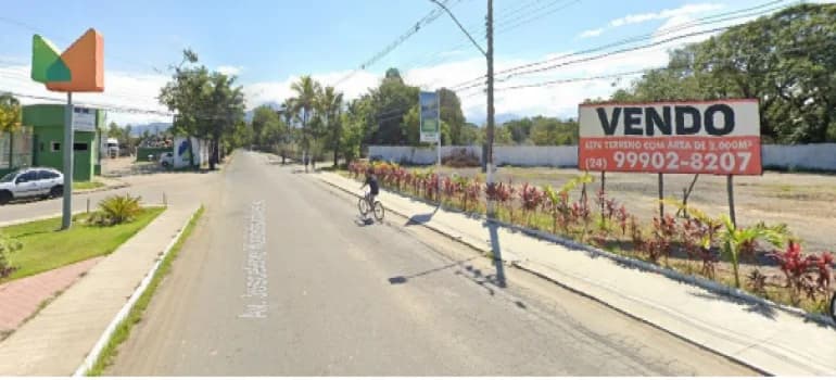 Foto 1 de 6: Comercial em leilão em Resende - RJ, bairro Vila Itapuca — PRÉDIO COMERCIAL Nº 1100, AV