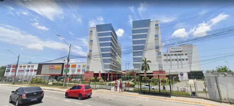 Comercial em leilão em Itaboraí - RJ, bairro Três Pontes — SALA Nº 609, TORRE "A", COND