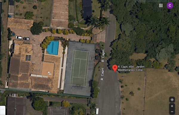Terreno em leilão em Cotia - SP — Lote 01 - Rua Capri, 454