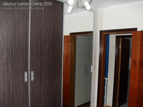 Foto 9 de 10: Terreno em leilão em Santo André - SP — Lote 001 - Rua Vinte e Um de Abril