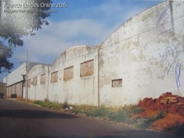 Foto 8 de 10: Terreno em leilão em Araçatuba - SP — Lote 01 - Rua Professor Rubens R. Fontão, 850