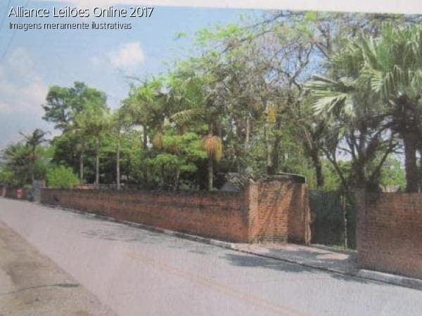 Foto 3 de 8: Casa em leilão em Osasco - SP — Lote 001 - Rua Aquiles Belline, 164/165