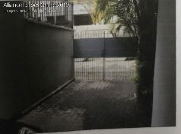 Foto 2 de 8: Comercial em leilão em São Paulo - SP — Lote 01 - Rua Pariquera - Açú, 39