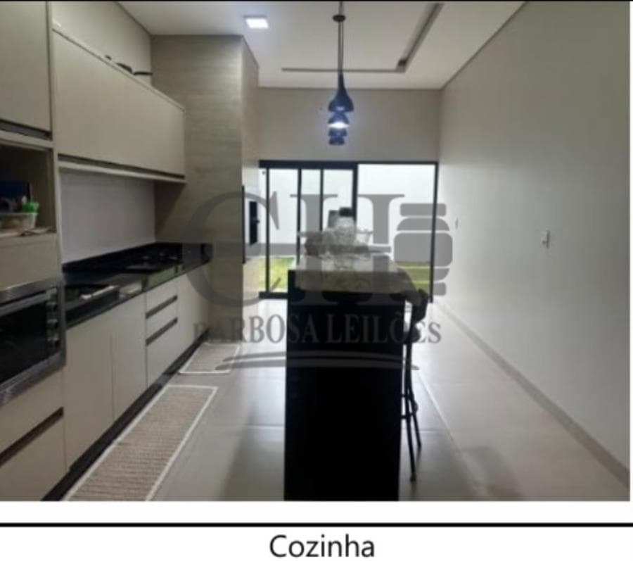 Foto 7 de 13: Casa em leilão em Diamantino - MT, bairro Novo Diamantino — IMÓVEL RESIDENCIAL (DIAMANTINO) - 250m² LEILÃO CONDICIONAL - SICREDI