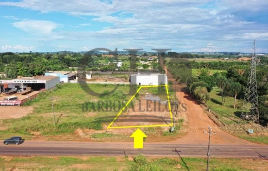 Foto 1 de 5: Terreno em leilão em Juína - MT, bairro Setor de Serviço — LOTE URBANO COM 1.730m² - AV. J.K. LOTES URBANOS EM JUÍNA/MT
