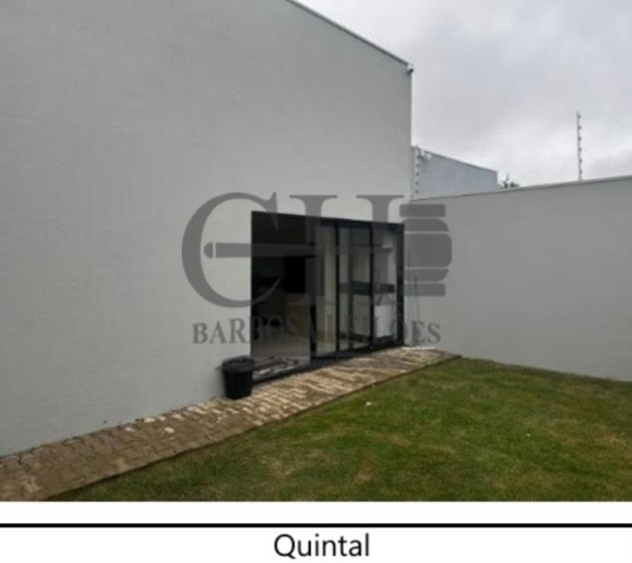 Foto 11 de 13: Casa em leilão em Diamantino - MT, bairro Novo Diamantino — IMÓVEL RESIDENCIAL (DIAMANTINO) - 250m² LEILÃO CONDICIONAL - SICREDI