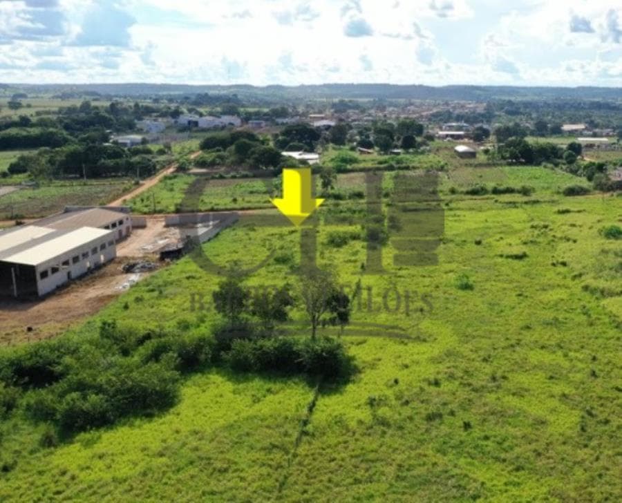 Foto 2 de 6: Terreno em leilão em Juína - MT, bairro Setor Industrial — LOTE URBANO COM 6.677m² - R. FLORIANÓPOLIS LOTES URBANOS EM JUÍNA/MT