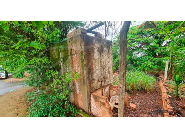 Foto 10 de 12: Terreno em leilão em Bauru - SP, bairro Jardim Tangarás — Lote 002