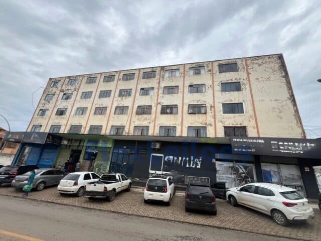 Foto 1 de 10: Apartamento em leilão em Taguatinga - DF — APARTAMENTO  NA QNE 06 - TAGUATINGA/DF