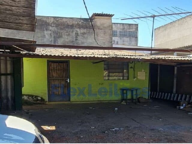 Foto 2 de 2: Casa em leilão em Taguatinga - DF — CASA NA QNE 18  - TAGUATINGA/DF