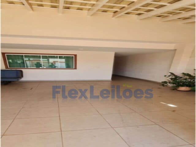 Casa em leilão em Taguatinga - DF — CASA NA QND 07 - TAGUATINGA/DF