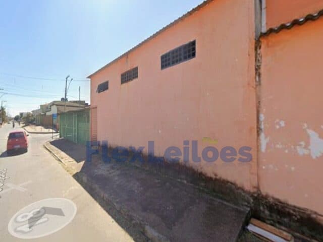 Foto 3 de 4: Comercial em leilão em Brasília - DF, bairro Recanto das Emas — IMÓVEL NO RECANTO DAS EMAS - BRASÍLIA/DF