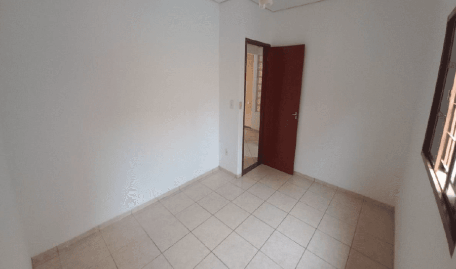 Foto 13 de 21: Casa em leilão em Rondonópolis - MT — Rondonópolis/MT - Jardim Urupes - Casa com 207m² Leilão Banco Inter