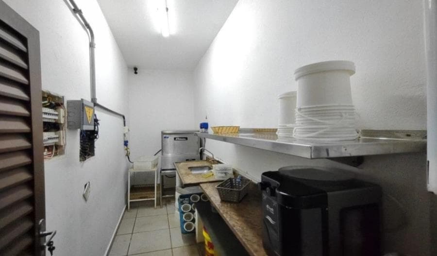 Foto 10 de 28: Comercial em leilão em Ribeirão Preto - SP, bairro Jardim São Luiz — Ribeirão Preto/SP - Jardim São Luiz - Imóvel comercial com 695m² Leilão Banco Inter