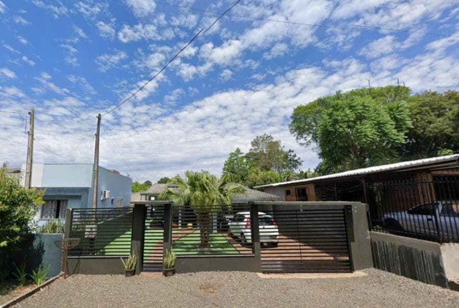 Casa em leilão em Ampére - PR, bairro Uassari — Ampére/PR - Uassari - Casa com 160m² Leilão Banco Inter