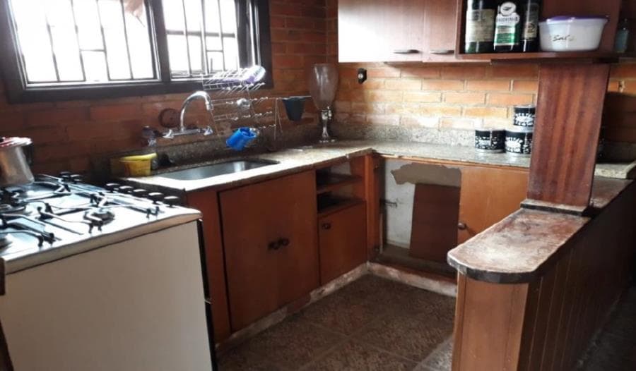 Foto 5 de 28: Terreno em leilão em Petrópolis - RJ, bairro Bonsucesso — Petrópolis/RJ - Bonsucesso - Casa com 94m² Leilão Banco Inter