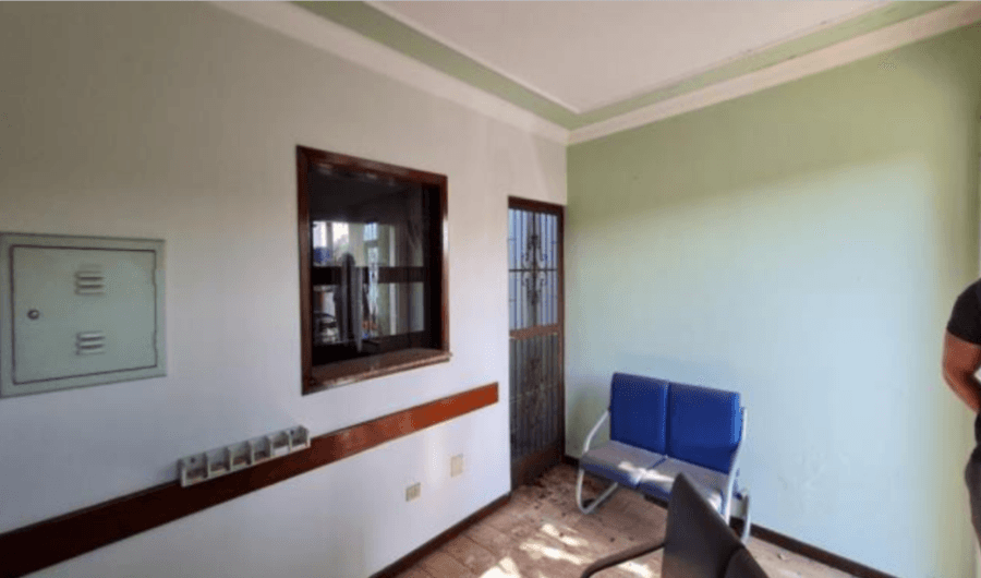 Foto 14 de 28: Comercial em leilão em Jacarezinho - PR — Jacarezinho/PR – Centro – Prédio Comercial com 131m² Leilão Banco Inter
