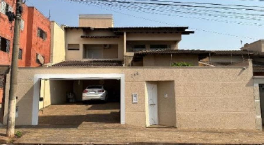 Foto 3 de 50: Casa em leilão em Uberaba - MG, bairro Santa Maria — Uberaba/MG – Vila Santa Maria – Casa  Resid. com 335m² Leilão Sicoob