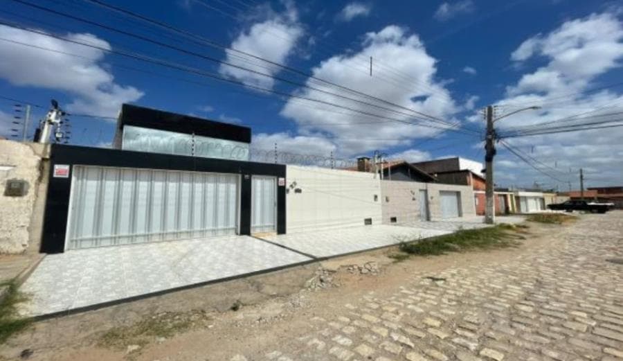 Casa em leilão em Mossoró - RN, bairro Abolição — Mossoró/RN - Abolição - Casa com 415m² Leilão Banco Inter