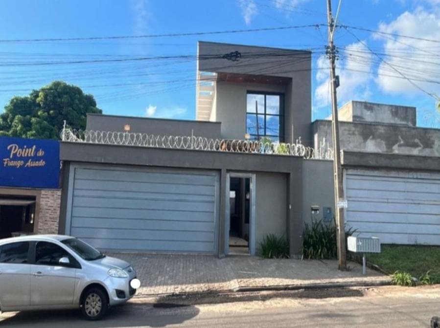 Foto 1 de 32: Casa em leilão em Trindade - GO, bairro Setor Cristina Ii — Goiânia/GO - Setor Cristina II - Casa com 252m² Leilão Banco Inter