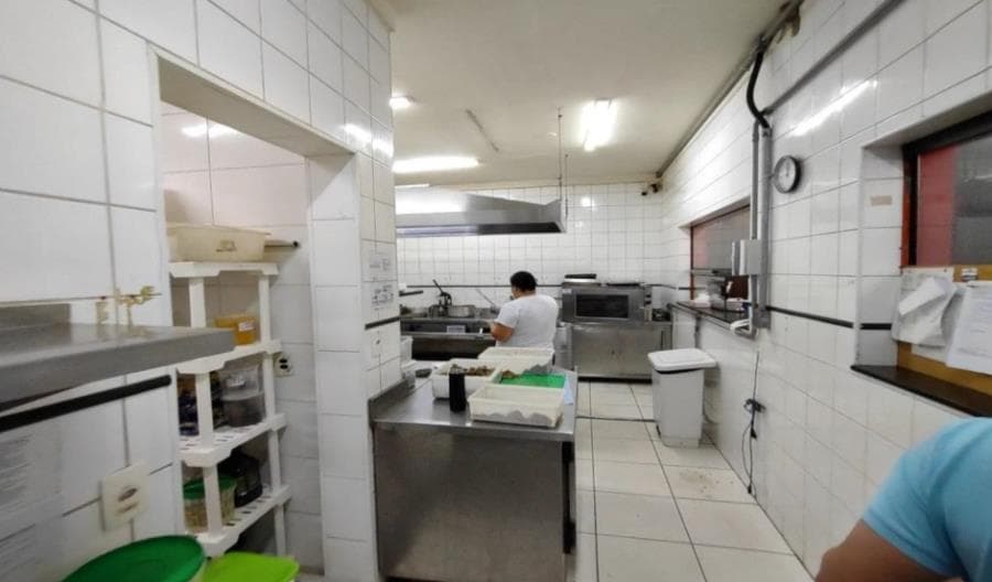 Foto 11 de 28: Comercial em leilão em Ribeirão Preto - SP, bairro Jardim São Luiz — Ribeirão Preto/SP - Jardim São Luiz - Imóvel comercial com 695m² Leilão Banco Inter