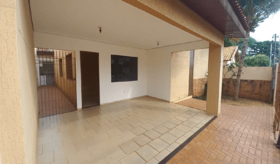 Foto 4 de 21: Casa em leilão em Rondonópolis - MT — Rondonópolis/MT - Jardim Urupes - Casa com 207m² Leilão Banco Inter