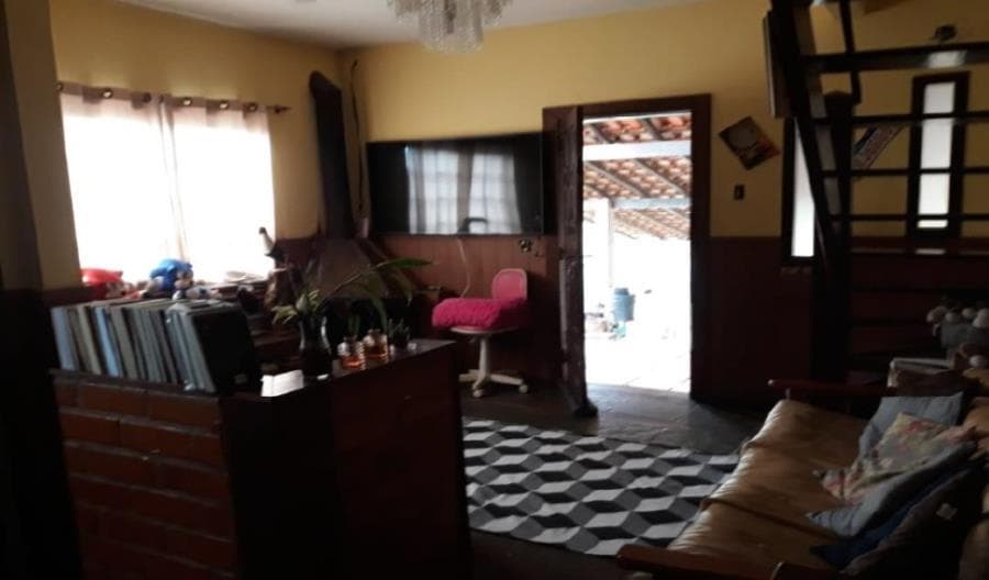 Foto 3 de 28: Terreno em leilão em Petrópolis - RJ, bairro Bonsucesso — Petrópolis/RJ - Bonsucesso - Casa com 94m² Leilão Banco Inter