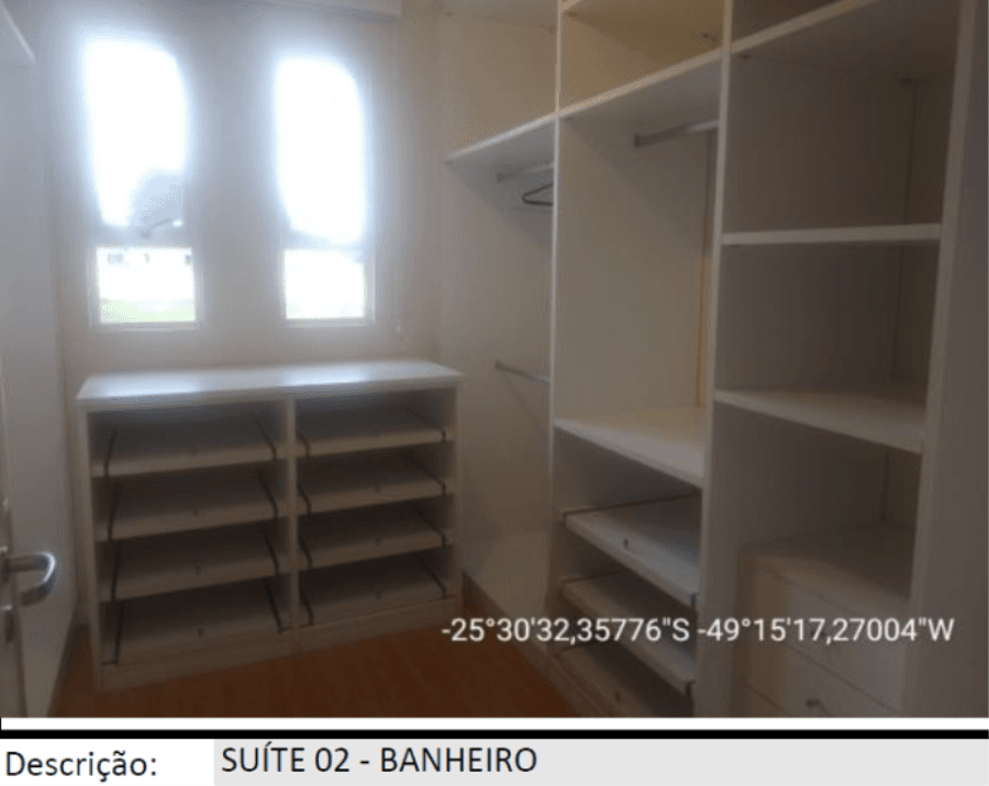 Foto 13 de 22: Casa em leilão em Curitiba - PR — Curitiba/PR - Xaxim - Casa com 363m² Leilão Banco Inter