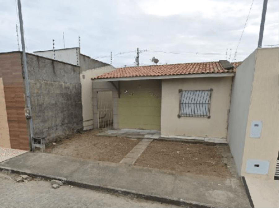 Casa em leilão em Feira De Santana - BA, bairro Gabriela — Feira de Santana/BA - Gabriela - Casa com 33m² Leilão Caixa Econômica