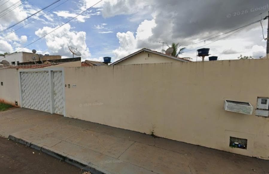 Casa em leilão em Rio Verde - GO, bairro Setor dos Funcionários — Rio Verde/GO - Setor dos Funcionários - Casa com 99m² Leilão Banco Inter