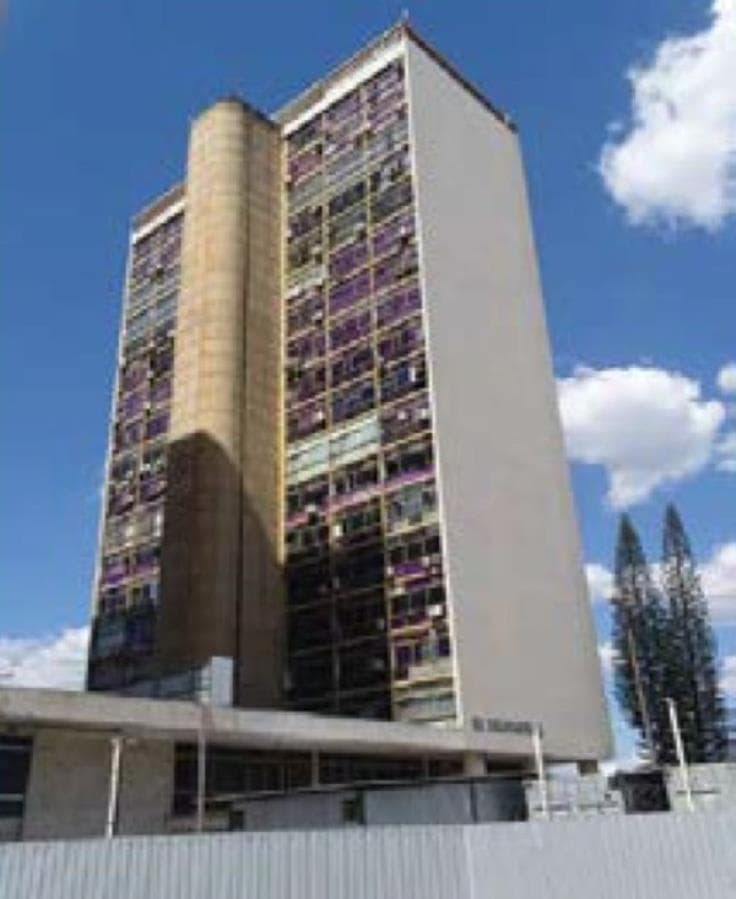 Comercial em leilão em Brasília - DF, bairro Setor Bancário Sul — Brasília/DF - Setor Bancario Sul - Loja com 76m² Leilão Caixa Econômica