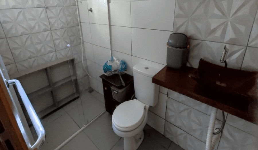 Foto 18 de 36: Casa em leilão em Foz Do Iguaçu - PR, bairro Loteamento Porto Dourado — Foz do Iguaçu/PR - Loteamento Porto Dourado - Casa com 336m² Leilão Banco Inter