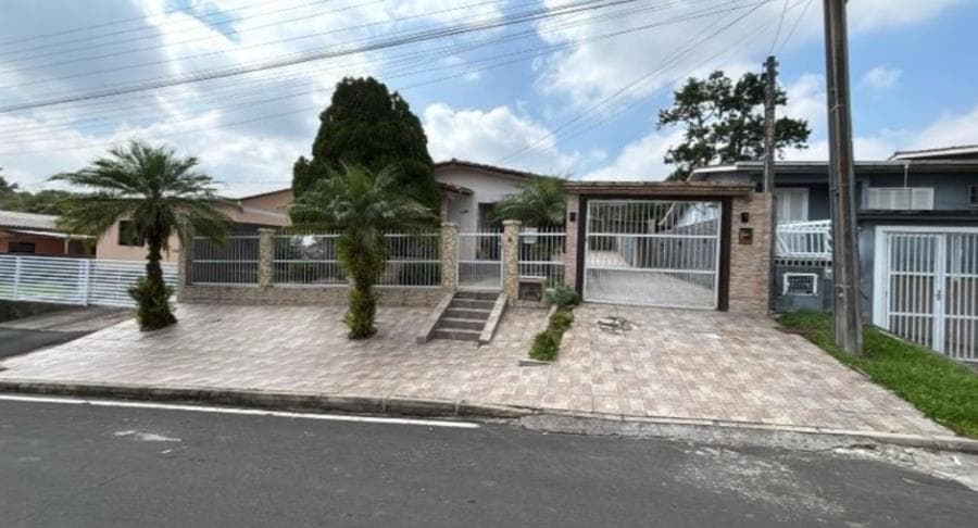 Foto 1 de 33: Casa em leilão em Criciúma - SC, bairro Mina do Mato — Criciúma/SC - Mina do Mato - Casa com 170m² Leilão Banco Inter